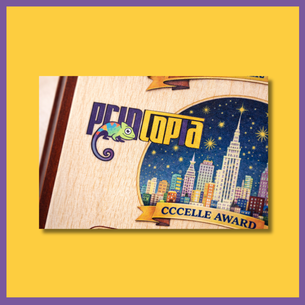 Custom Wooden Plaque Singapore | Corporate Gifts Singapore